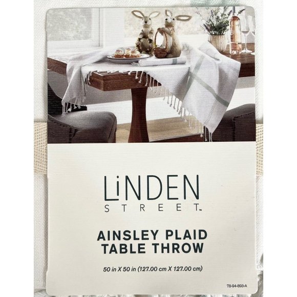 Linden Street Sage Table Throw - Picture 2 of 2